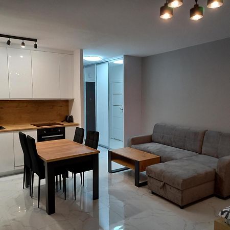 Tauzen Apartaments 18 Katowice Exteriör bild
